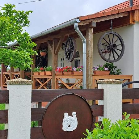 Manipura Villa Muraszemenye Ngoại thất bức ảnh